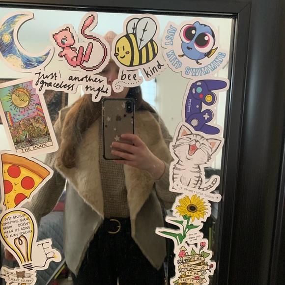 ❄️ H&M Girls Size 14 Vest ❄️ - Picture 2 of 5